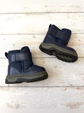 Baby Boys Size 5 Snow Boots Moon Boots Navy Blue Kids Shoes Circo Toddler